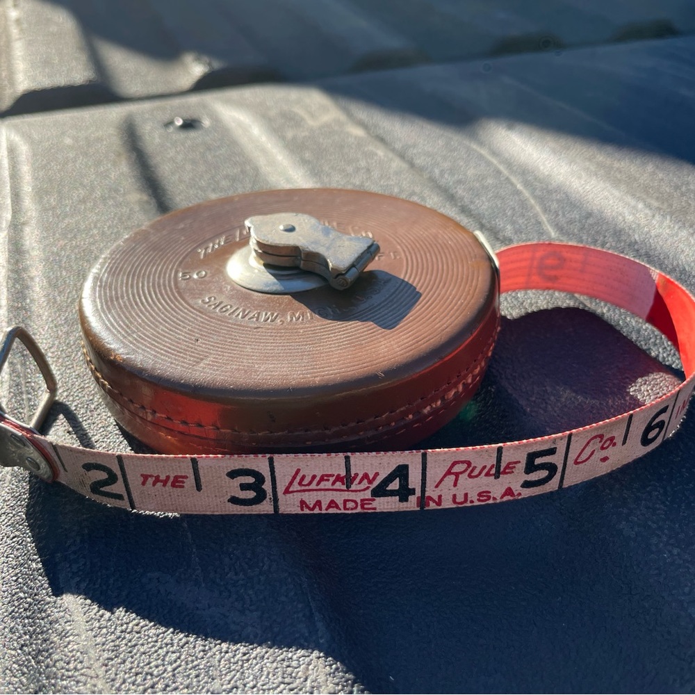 Vintage tape measure (sewing)